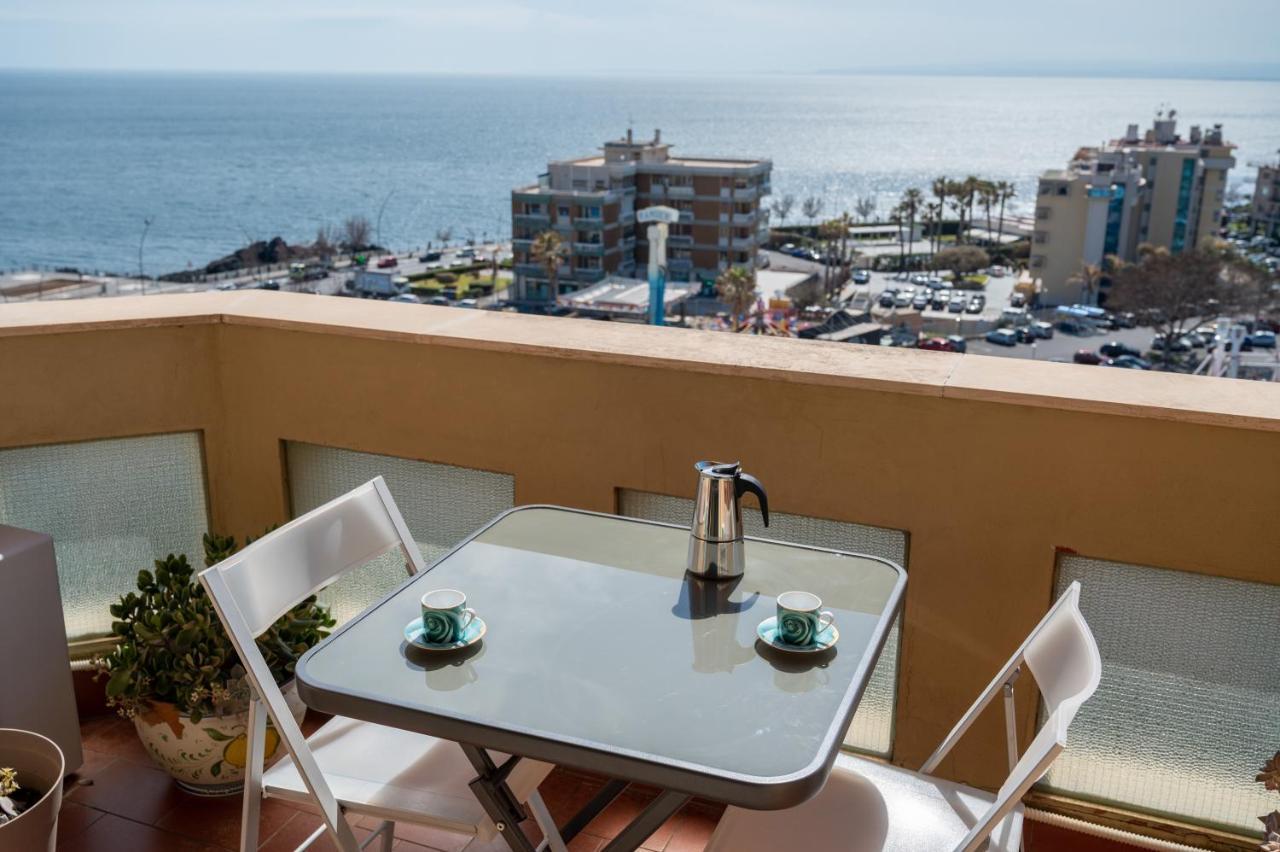 Catania Seaview Apartment With Balcony Exterior foto